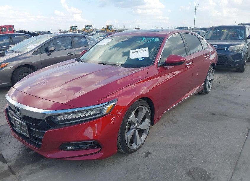 Photo 2 of 2018 Honda Accord TOURING 2.0T (VIN 1HGCV2F97JA053565)