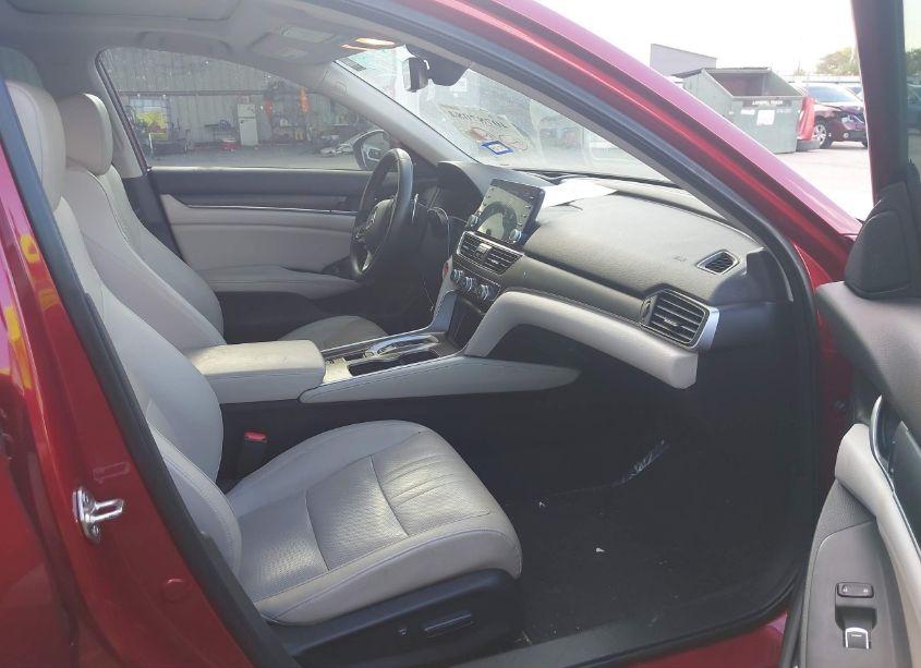 Photo 5 of 2018 Honda Accord TOURING 2.0T (VIN 1HGCV2F97JA053565)