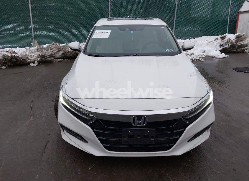 Photo 12 of 2019 Honda Accord TOURING 2.0T (VIN 1HGCV2F97KA014542)