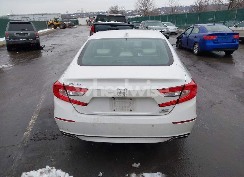 Photo 16 of 2019 Honda Accord TOURING 2.0T (VIN 1HGCV2F97KA014542)