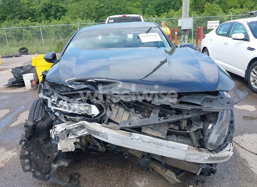 Photo 13 of 2018 Honda Accord TOURING 2.0T (VIN 1HGCV2F98JA010935)