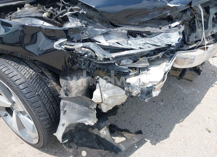 Photo 19 of 2018 Honda Accord TOURING 2.0T (VIN 1HGCV2F98JA010935)