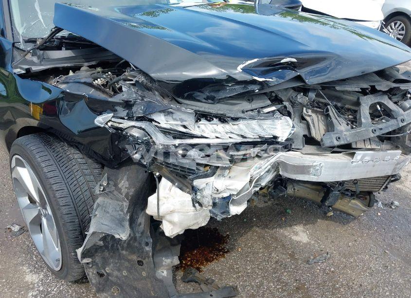 Photo 6 of 2018 Honda Accord TOURING 2.0T (VIN 1HGCV2F98JA010935)