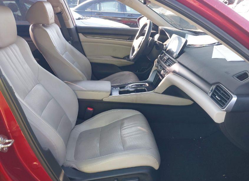 Photo 5 of 2018 Honda Accord TOURING 2.0T (VIN 1HGCV2F98JA035902)