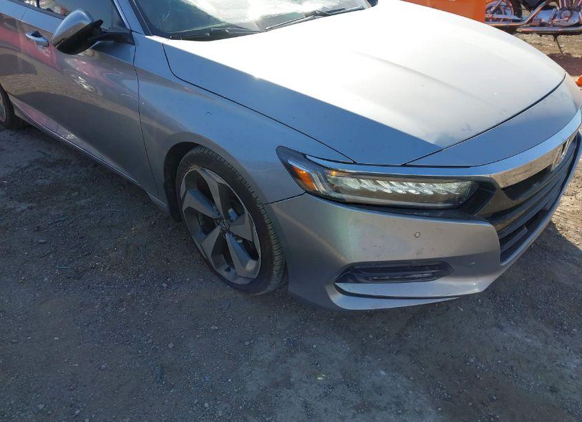 2019 Honda Accord TOURING 2.0T (VIN 1HGCV2F98KA006417) main photo