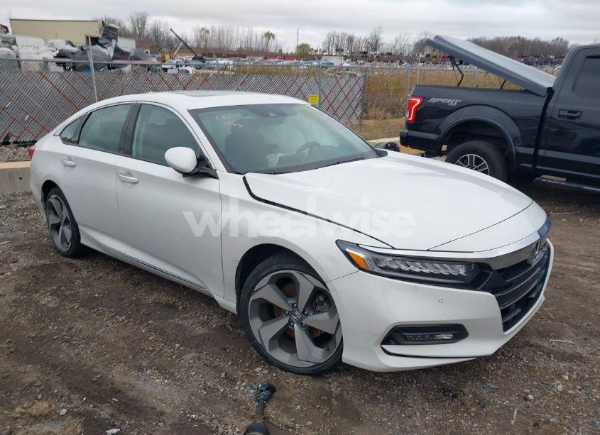 2019 Honda Accord TOURING 2.0T (VIN 1HGCV2F98KA022987) main photo