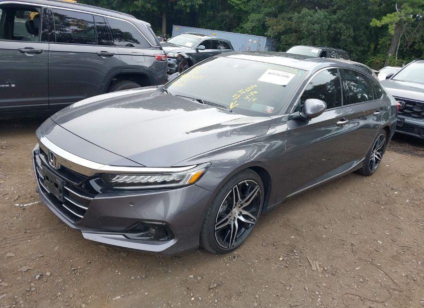 Photo 2 of 2022 Honda Accord TOURING (VIN 1HGCV2F98NA008947)