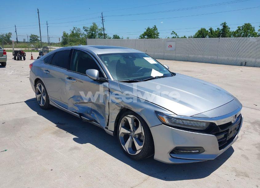 2019 Honda Accord TOURING 2.0T (VIN 1HGCV2F99KA002506) main photo