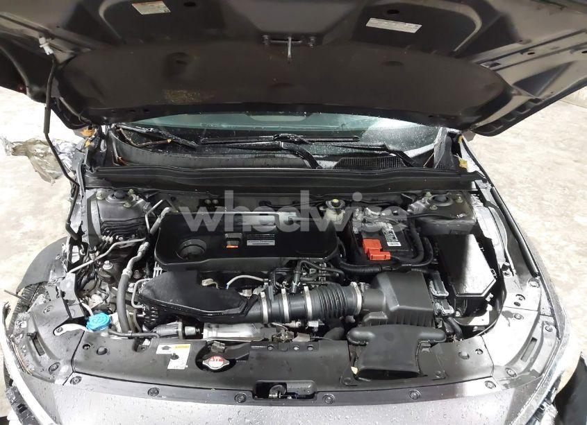 Photo 10 of 2019 Honda Accord TOURING (VIN 1HGCV2F99KA031634)