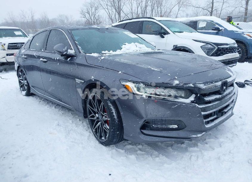 2019 Honda Accord TOURING 2.0T (VIN 1HGCV2F99KA035179) main photo