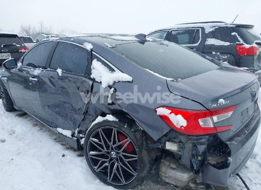 Photo 6 of 2019 Honda Accord TOURING 2.0T (VIN 1HGCV2F99KA035179)