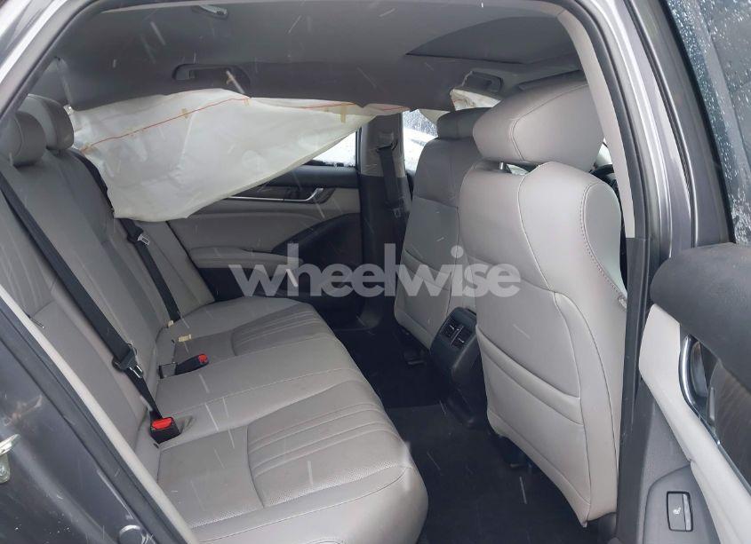 Photo 8 of 2019 Honda Accord TOURING 2.0T (VIN 1HGCV2F99KA035179)