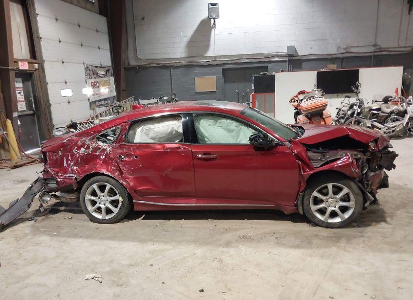 Photo 13 of 2018 Honda Accord TOURING 2.0T (VIN 1HGCV2F9XJA005932)