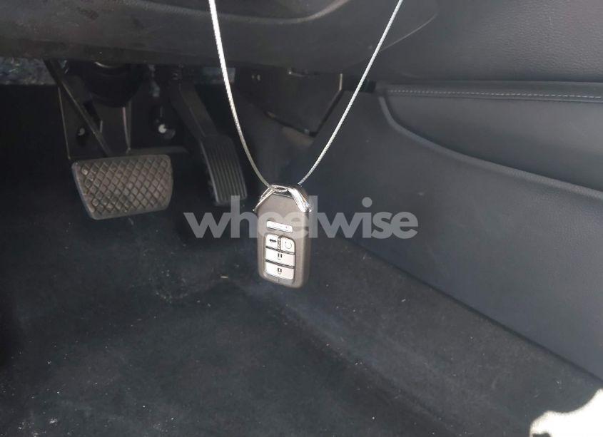 Photo 11 of 2018 Honda Accord TOURING 2.0T (VIN 1HGCV2F9XJA048067)