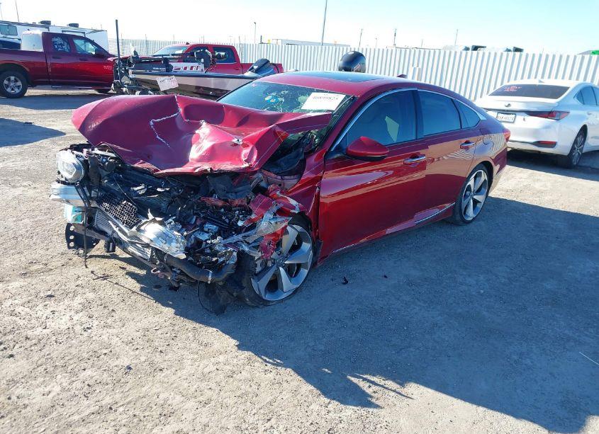 Photo 2 of 2019 Honda Accord TOURING 2.0T (VIN 1HGCV2F9XKA015023)