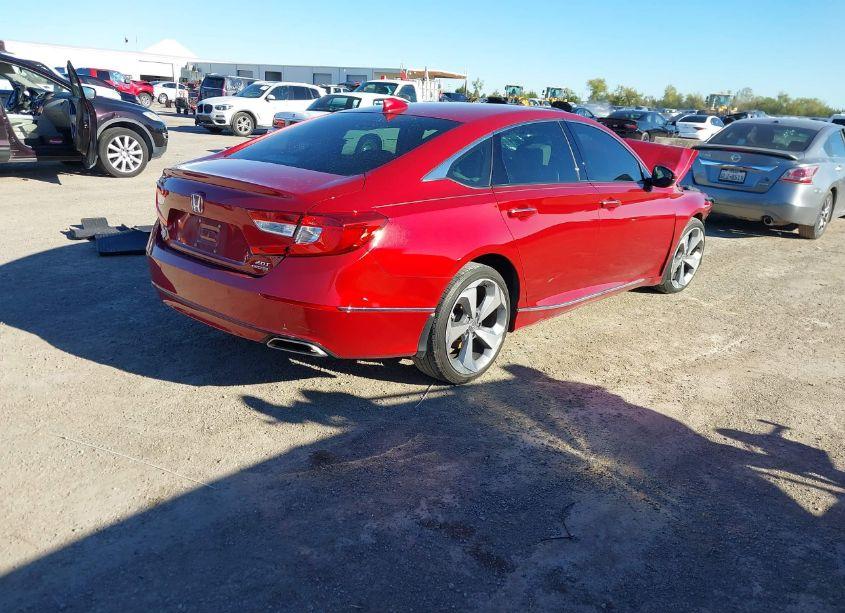 Photo 4 of 2019 Honda Accord TOURING 2.0T (VIN 1HGCV2F9XKA015023)