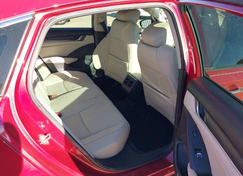 Photo 8 of 2019 Honda Accord TOURING 2.0T (VIN 1HGCV2F9XKA015023)