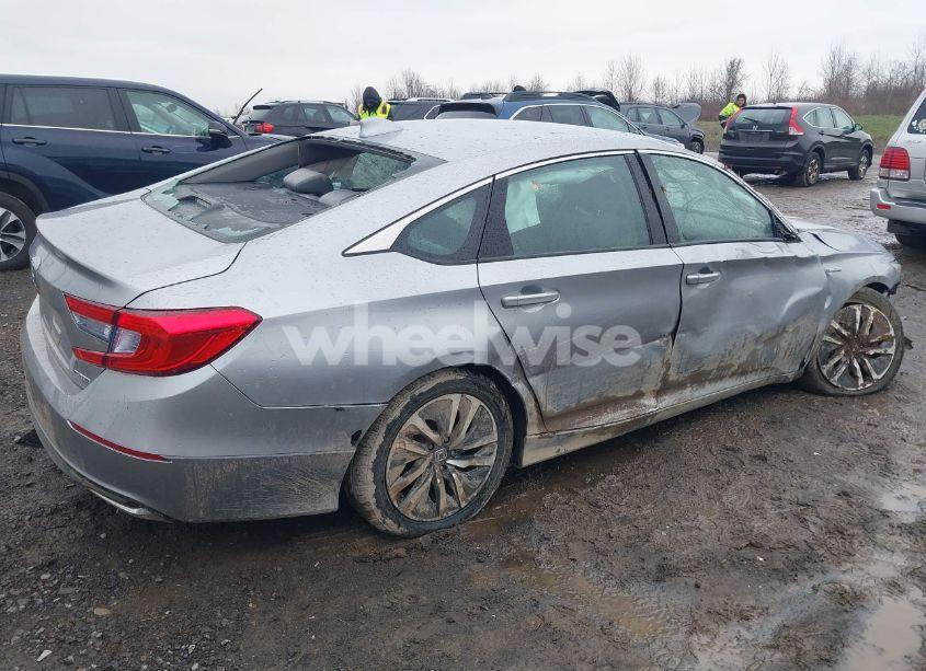 Photo 4 of 2019 Honda Accord HYBRID (VIN 1HGCV3F12KA009961)