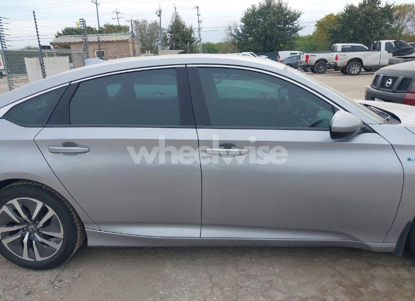 Photo 13 of 2018 Honda Accord HYBRID (VIN 1HGCV3F13JA009613)