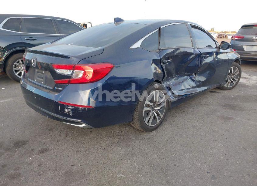 Photo 4 of 2018 Honda Accord HYBRID (VIN 1HGCV3F15JA009497)