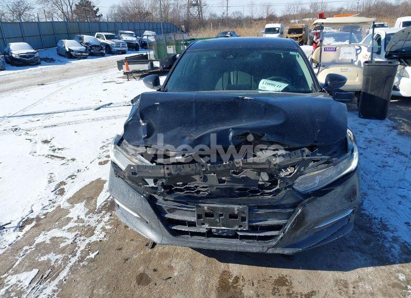 Photo 12 of 2019 Honda Accord HYBRID (VIN 1HGCV3F15KA007976)