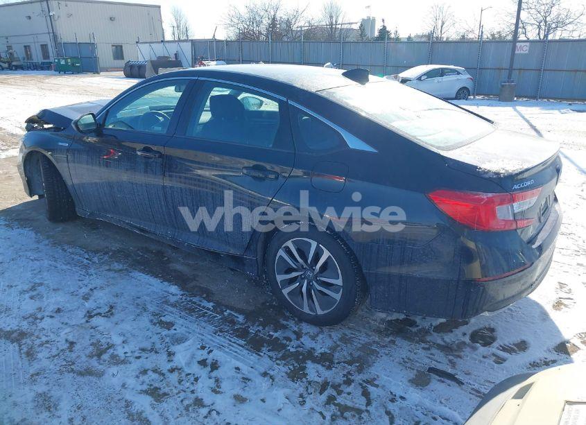 Photo 3 of 2019 Honda Accord HYBRID (VIN 1HGCV3F15KA007976)
