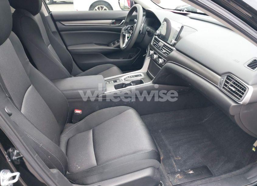 Photo 5 of 2022 Honda Accord HYBRID (VIN 1HGCV3F16NA003357)