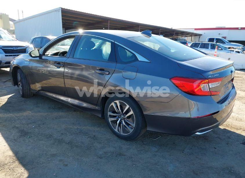Photo 3 of 2019 Honda Accord HYBRID (VIN 1HGCV3F17KA018610)
