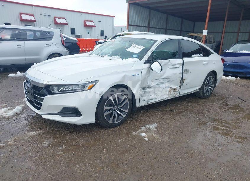 Photo 2 of 2021 Honda Accord HYBRID (VIN 1HGCV3F17MA001728)