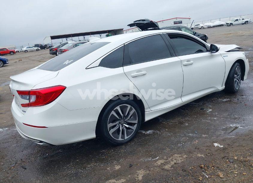 Photo 4 of 2018 Honda Accord HYBRID (VIN 1HGCV3F19JA000771)