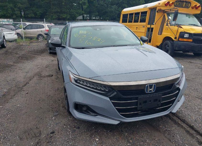 Photo 3 of 2022 Honda Accord HYBRID SPORT (VIN 1HGCV3F20NA033334)