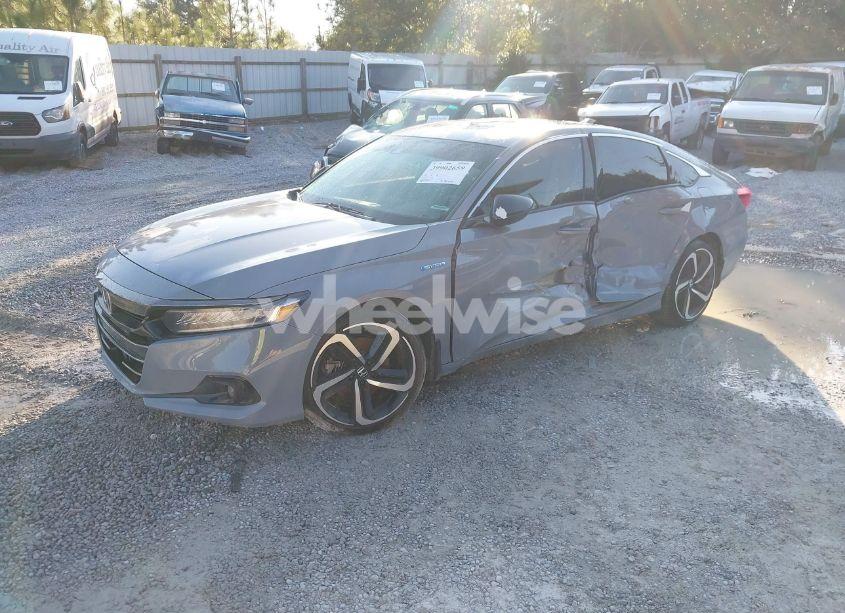 Photo 2 of 2022 Honda Accord HYBRID SPORT (VIN 1HGCV3F21NA009933)
