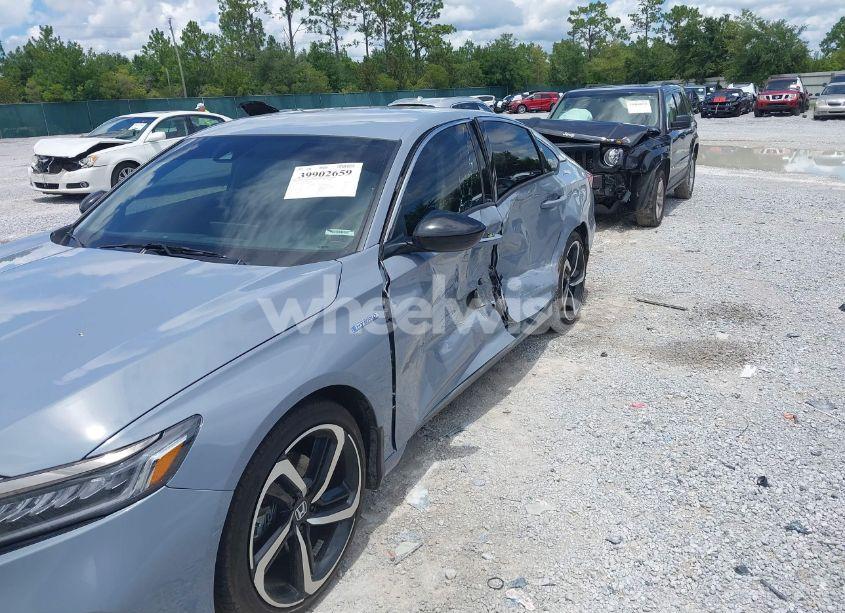 Photo 6 of 2022 Honda Accord HYBRID SPORT (VIN 1HGCV3F21NA009933)
