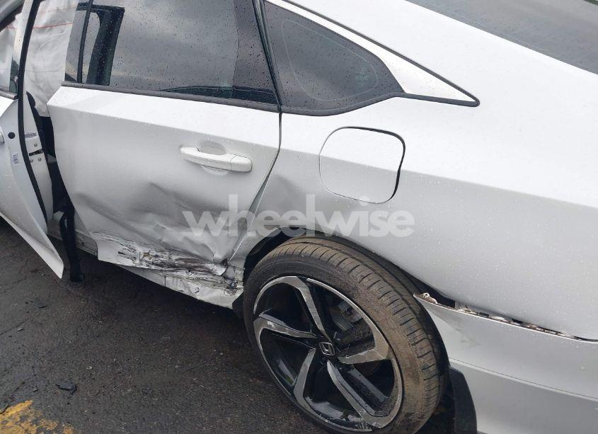 Photo 17 of 2022 Honda Accord HYBRID SPORT (VIN 1HGCV3F21NA046366)