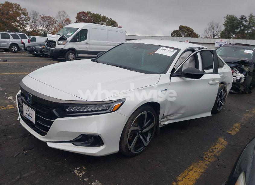 Photo 2 of 2022 Honda Accord HYBRID SPORT (VIN 1HGCV3F21NA046366)