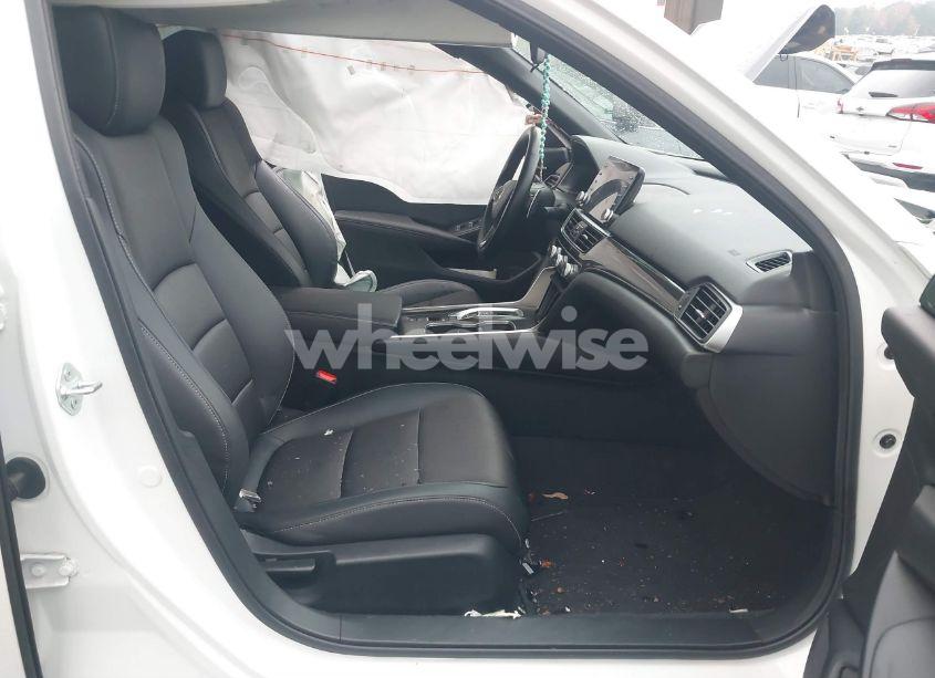 Photo 5 of 2022 Honda Accord HYBRID SPORT (VIN 1HGCV3F21NA046366)