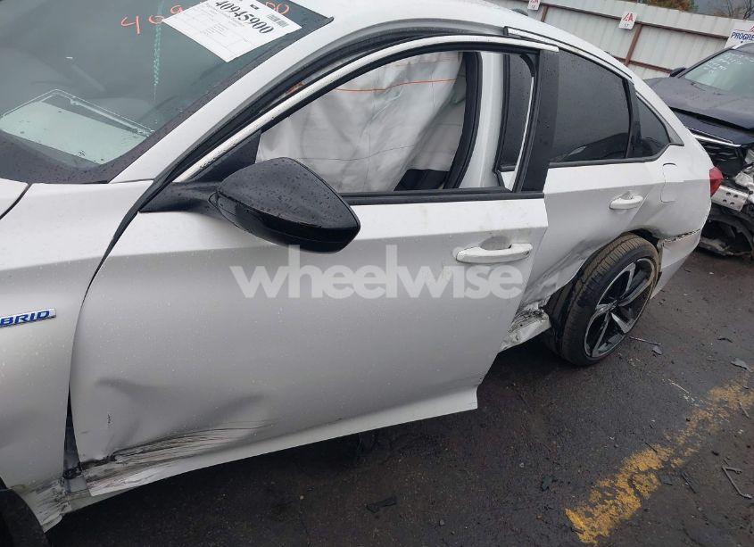 Photo 6 of 2022 Honda Accord HYBRID SPORT (VIN 1HGCV3F21NA046366)