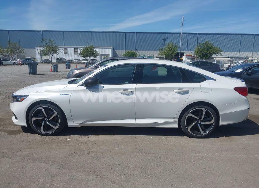 Photo 14 of 2022 Honda Accord HYBRID SPORT (VIN 1HGCV3F21NA047677)