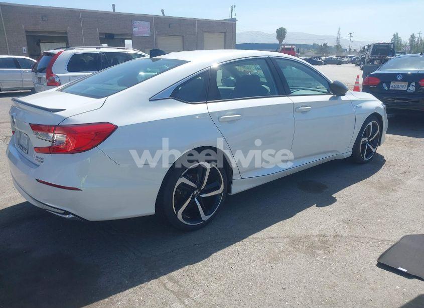 Photo 4 of 2022 Honda Accord HYBRID SPORT (VIN 1HGCV3F21NA047677)
