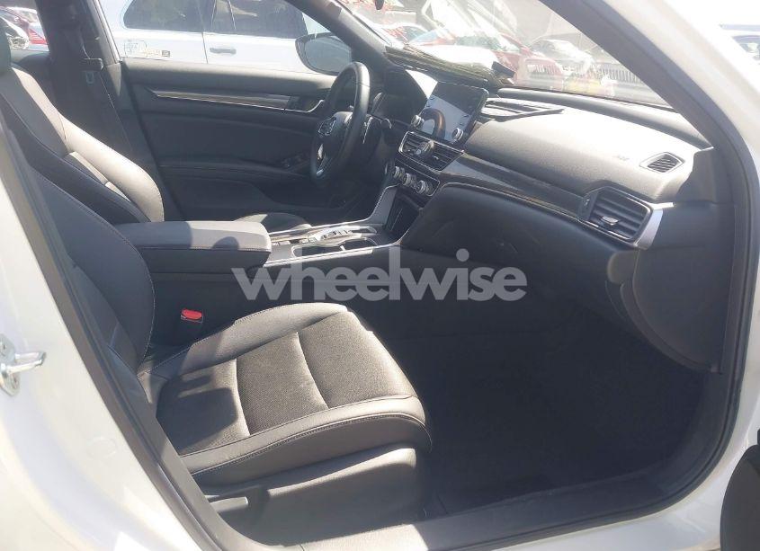 Photo 5 of 2022 Honda Accord HYBRID SPORT (VIN 1HGCV3F21NA047677)