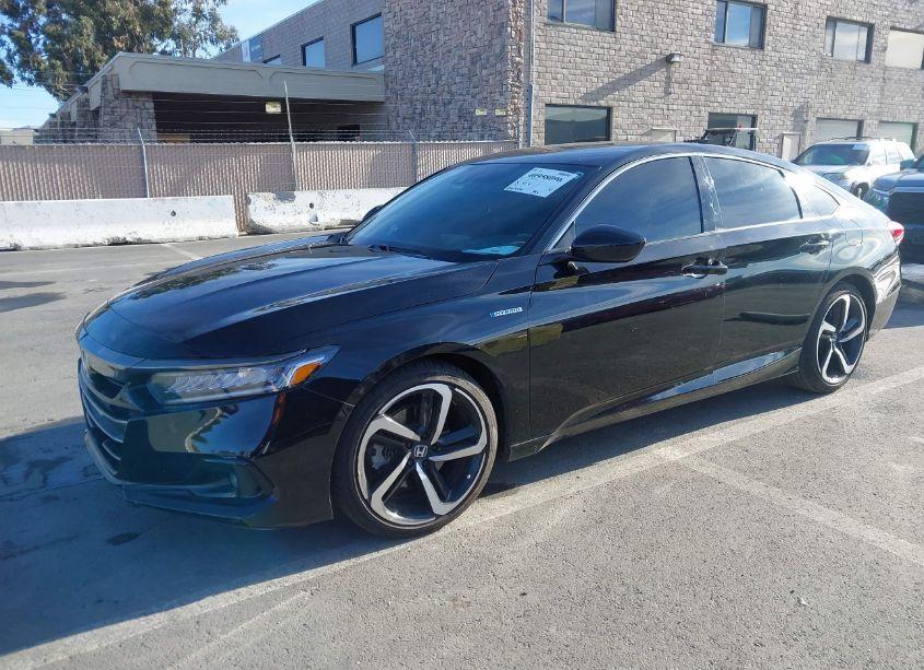 Photo 2 of 2022 Honda Accord HYBRID SPORT (VIN 1HGCV3F22NA042925)