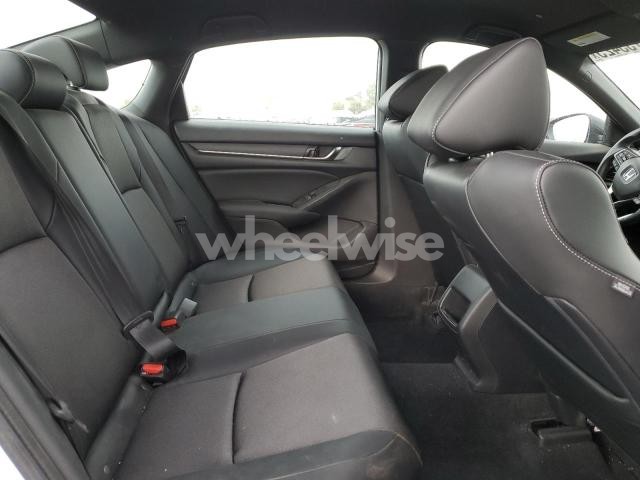 Photo 11 of 2022 HONDA ACCORD HYBRID SPORT (VIN 1HGCV3F23NA041184)