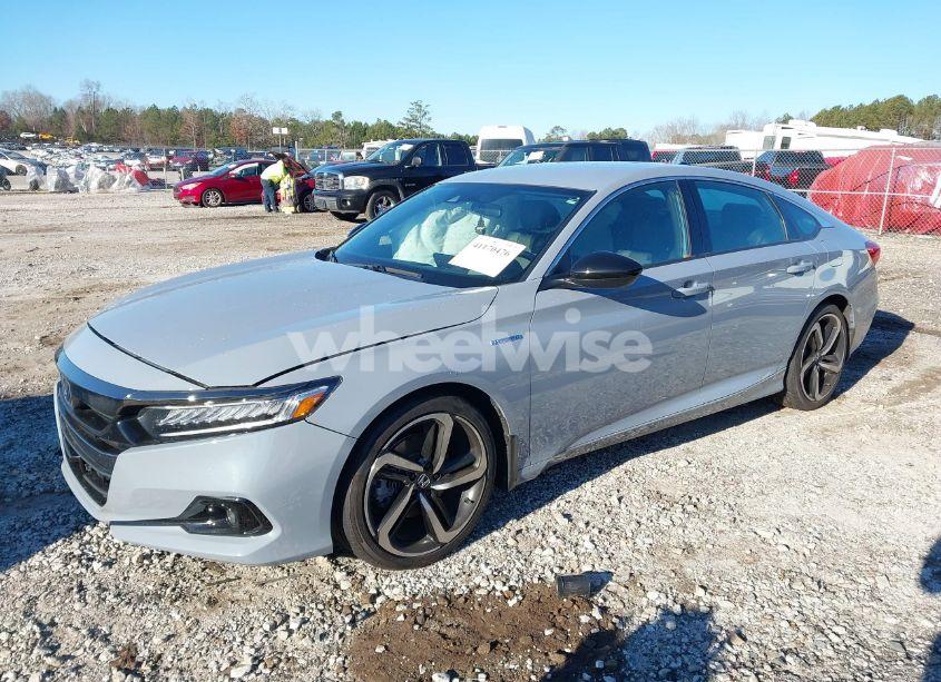 Photo 2 of 2022 Honda Accord HYBRID SPORT (VIN 1HGCV3F23NA042349)