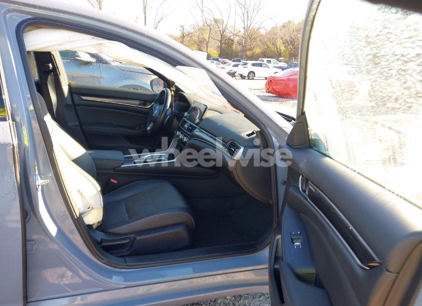 Photo 5 of 2022 Honda Accord HYBRID SPORT (VIN 1HGCV3F23NA042349)