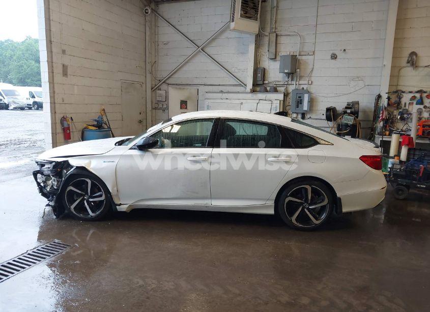 Photo 14 of 2022 Honda Accord HYBRID SPORT (VIN 1HGCV3F24NA038911)