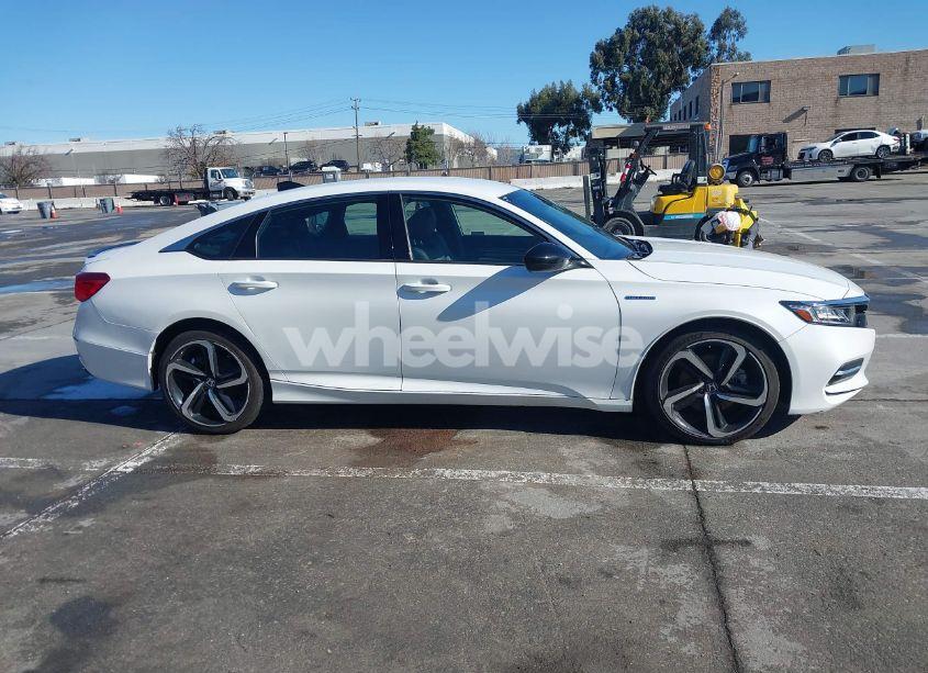 Photo 13 of 2022 Honda Accord HYBRID SPORT (VIN 1HGCV3F25NA003441)