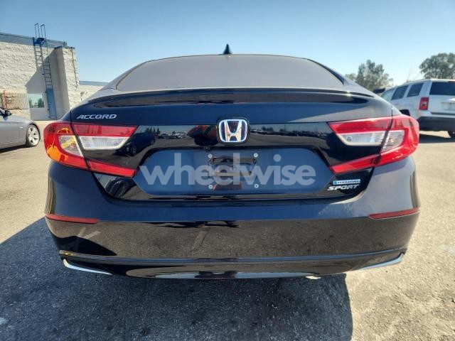 Photo 2 of 2022 HONDA ACCORD HYBRID SPORT (VIN 1HGCV3F26NA045195)