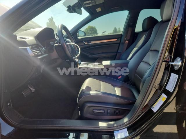 Photo 6 of 2022 HONDA ACCORD HYBRID SPORT (VIN 1HGCV3F26NA045195)