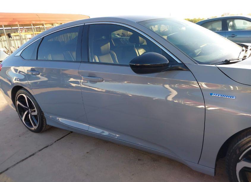 Photo 13 of 2022 Honda Accord HYBRID SPORT (VIN 1HGCV3F27NA006700)