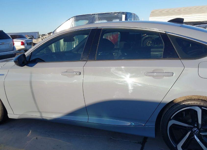 Photo 14 of 2022 Honda Accord HYBRID SPORT (VIN 1HGCV3F27NA006700)